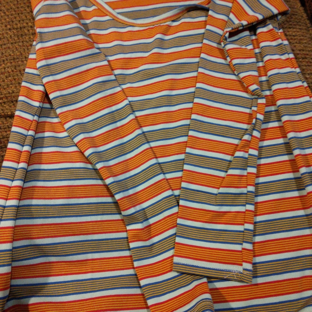 Shirts - Picture 4 of 5